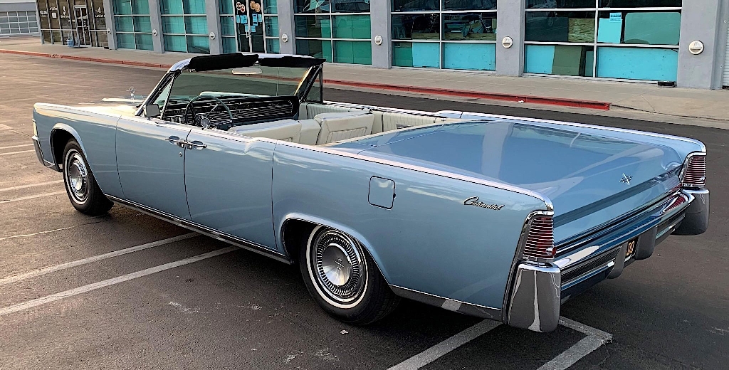 1965-lincoln-continental-was-a-ford-employee-car-sells-for-impressive-57000-154645_1.jpg